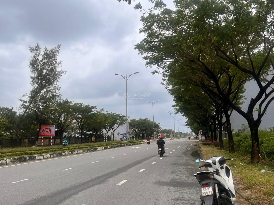 Cần bán 1 cặp đất đường Võ Chí Công, Hoà Hải, Ngũ Hành Sơn, Đà Nẵng, 200m2