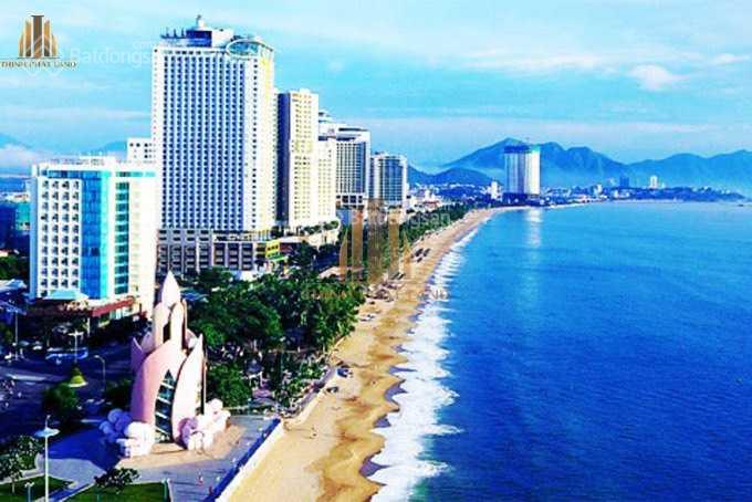 Cần bán KS mặt tiền Trần Phú 634.3m2 giá 370 tỷ