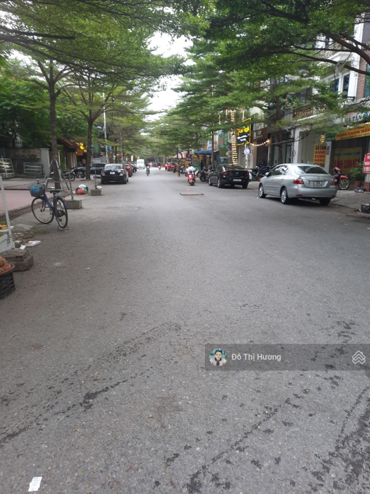 Cần bán căn liền kề Văn Khê, đường 17m, trục kinh doanh đỉnh, nhà hoàn thiện, giá 12.5 tỷ