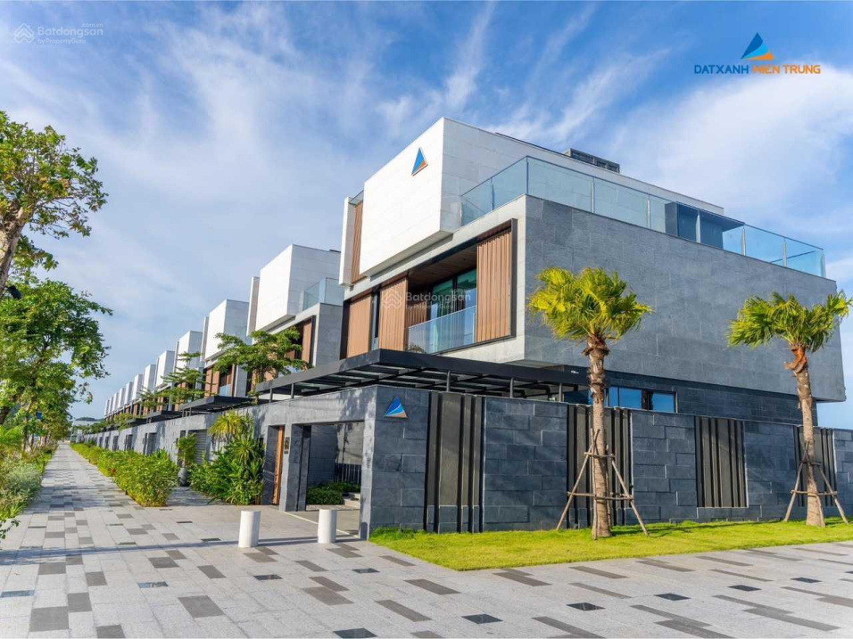 Cần bán căn biệt thự nghỉ dưỡng cao cấp 2 mặt sông kề biển sở hữu lâu dài