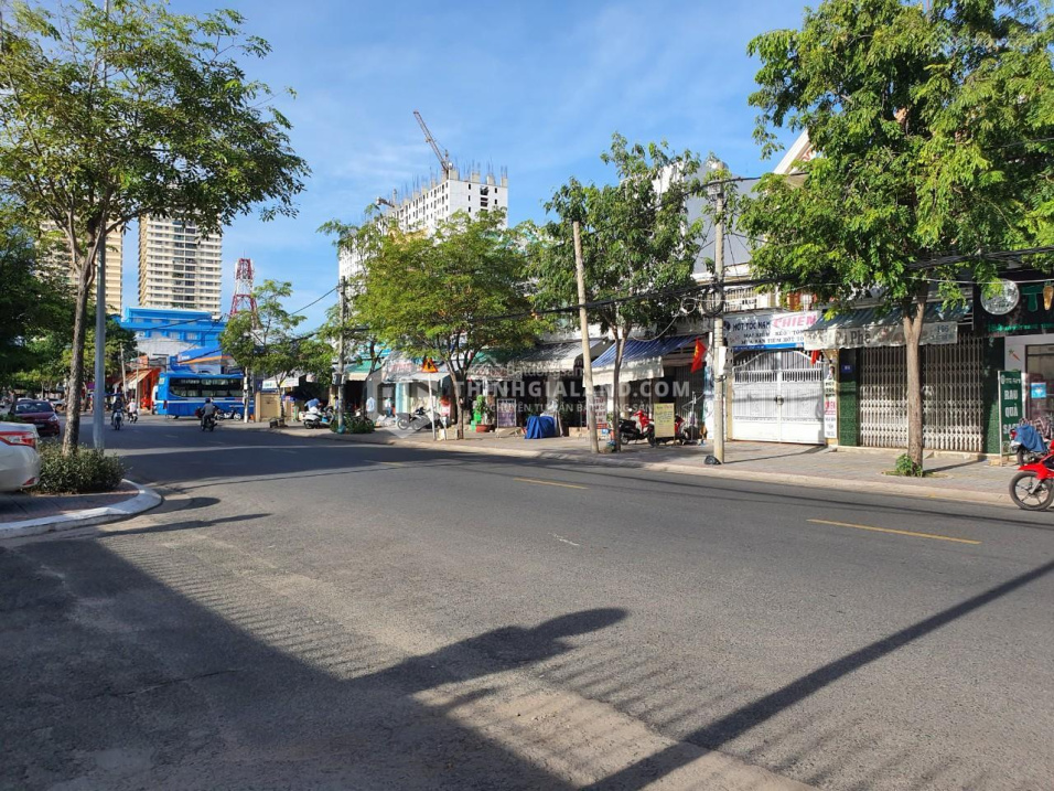 Cần bán đất mặt tiền Xô Viết Nghệ Tĩnh, ngang 8.3 gần chợ bến xe kinh doanh sầm uất đa ngành nghề