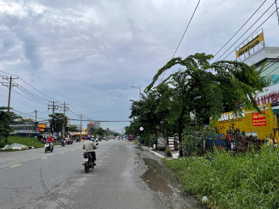 Cần bán đất trống mặt tiền Lương Định Của, An Phú, Q. 2, DT đẹp: 10x20m, 71 tỷ tiện xây văn phòng