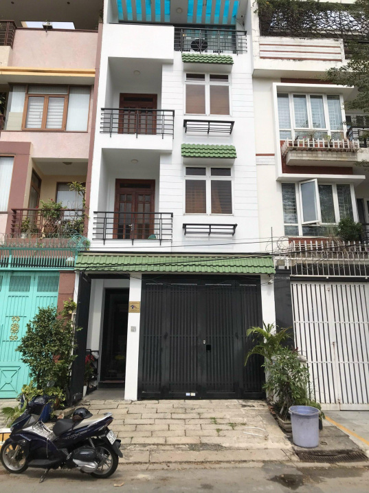 Cần bán gấp nhà mặt phồ trệt 2 lầu sân thượng, Phường An Phú, Quận 2. DT 5x20m, giá tốt 19,7 tỷ