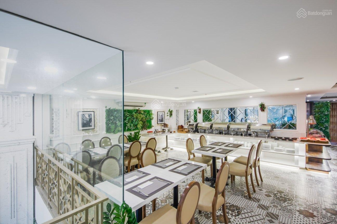 Cần bán khách sạn đường Võ Văn Kiệt cách biển 50m, Q. Sơn Trà, Đà Nẵng. LH: 0932 560 868