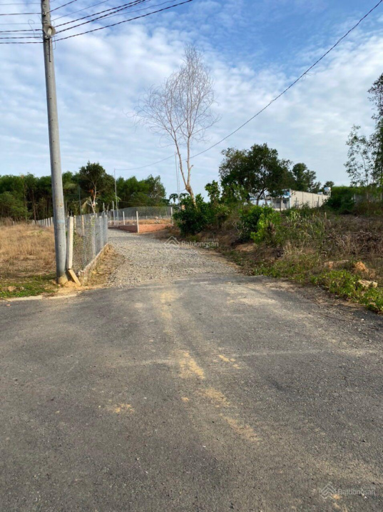 Cần bán lô đất đẹp hai mặt tiền đường nhựa Phước Bình Long Thành, Đồng Nai gần KCN Mỹ Xuân