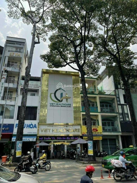 Cần bán nhà MT Nguyễn Trãi, P. Bến Thành, Quận 1. DT: 9.5x25m thuê 330tr/th, giá 90 tỷ TL