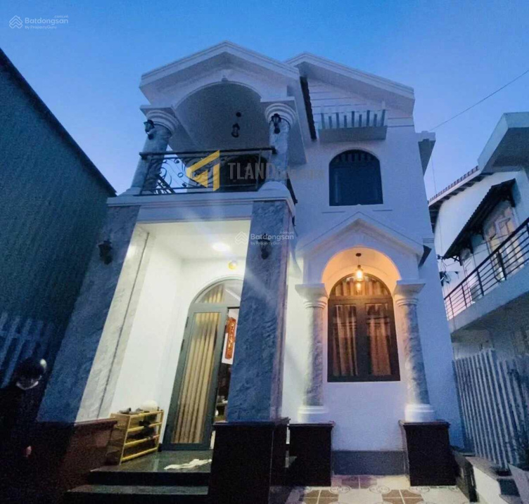 Cận tết bán nhà mới 2 mặt tiền đường nhựa gần chợ Ngô Quyền Đà Lạt 114.51m2 nở hậu view đẹp 10.9 tỷ