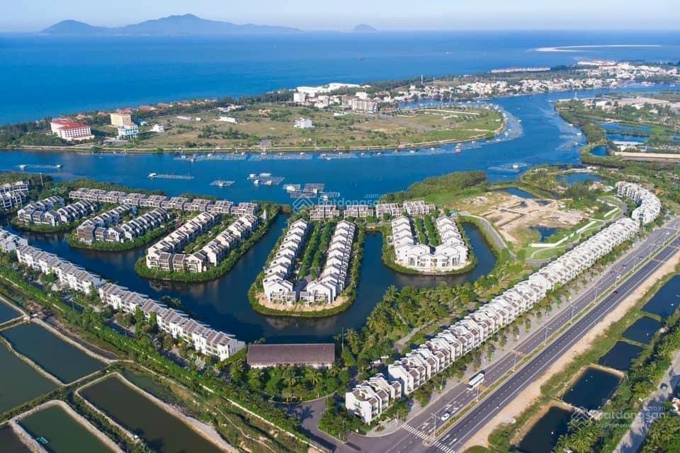 Cắt lỗ cực sốc -tìm đâu căn biệt thự 161m2 tại Casamia 3 tầng 1 tum giá chỉ 6,2 tỷ có sổ 0938 092 075