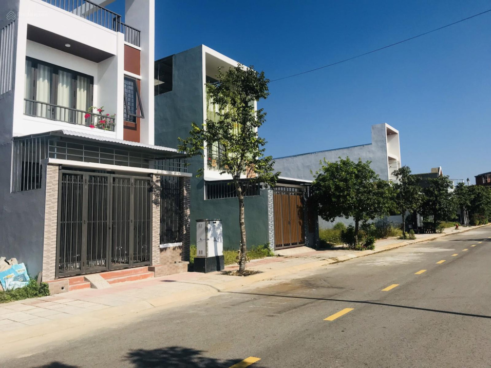 Chiết khấu 4% và tặng 2 chỉ vàng cho khách hàng nữ mua đất thị trấn La Hà, Tư Nghĩa