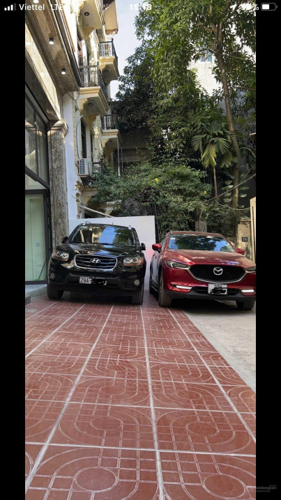 Chính chủ bán nhà 3 mặt thoáng phố Kim Ngưu, Hai Bà Trưng DT 83 m2 x 7T MT 5,7m mới tinh