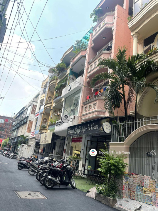 Chính chủ bán nhà 780/9A đường Sư Vạn Hạnh Quận 10. DT: 4x18m, nhà 3 lầu ST HĐ 36tr/th giá 19.9 tỷ