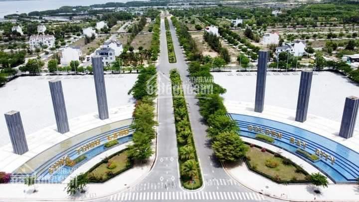 Chính chủ cần bán 2 nền E5 và F5 view công viên giá tốt. Lh: 0901 488 ***