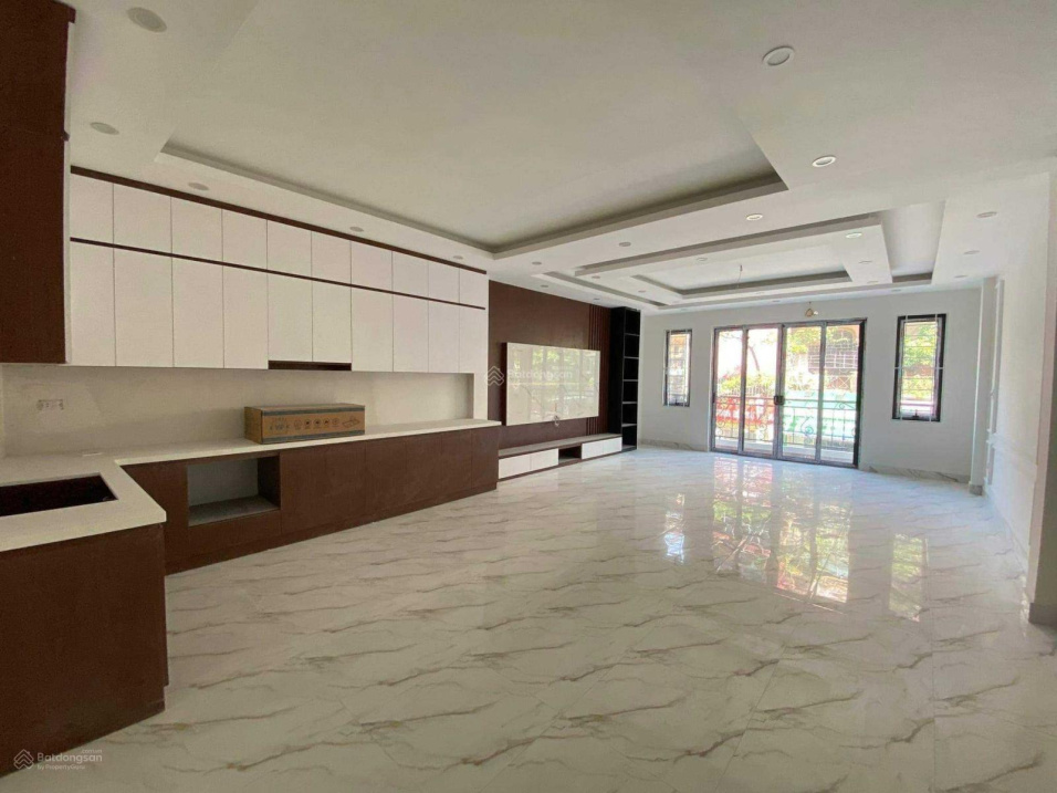 Chính chủ cần bán nhà mặt phố Trương Định