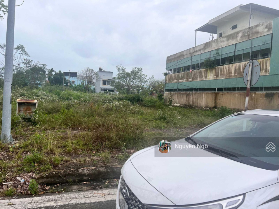 Chủ cần tiền bán gấp KĐT số 3 giá chỉ 1,85 tỷ hướng đông nam sát đại học FPT