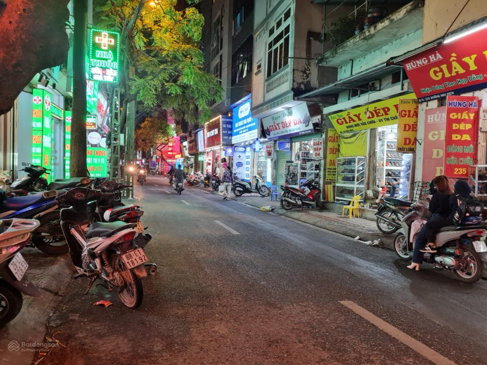 Cực độc Cầu giấy - nhỉnh 6 tỷ nhà phân lô ô tô tránh, lô góc kinh doanh - LH Nhanh 0862 385 889