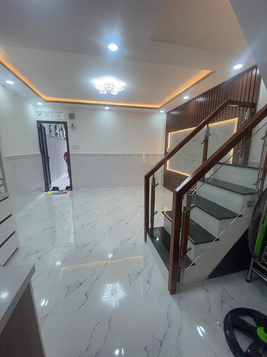 Quá rẻ chỉ nhỉnh 2tỷ có ngay hộ khẩu khu vip Âu Dương Lân Q8 30m2