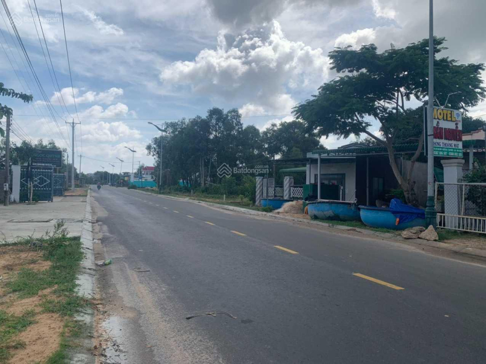 Đất chính chủ 14x53 (693m2) 2 MT Nguyễn Du, Tân Phước, Thị Xã La Gi, Bình Thuận. Giá rẻ