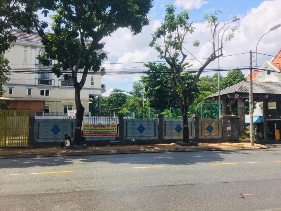 Đất góc 2 mặt tiền đường Nguyễn Văn Hưởng - Thảo Điền. DT: 506m2 (20 x 25m) giá 152 tỷ