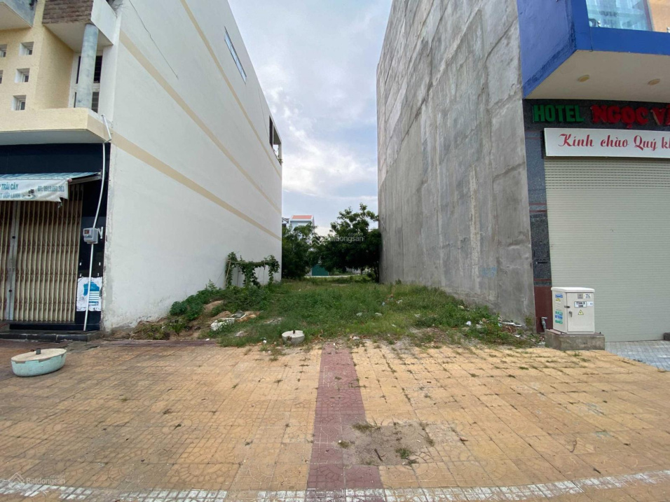 Đất nền đường 16 Tháng 4 85m2 sổ hồng thổ cư gần bãi tắm