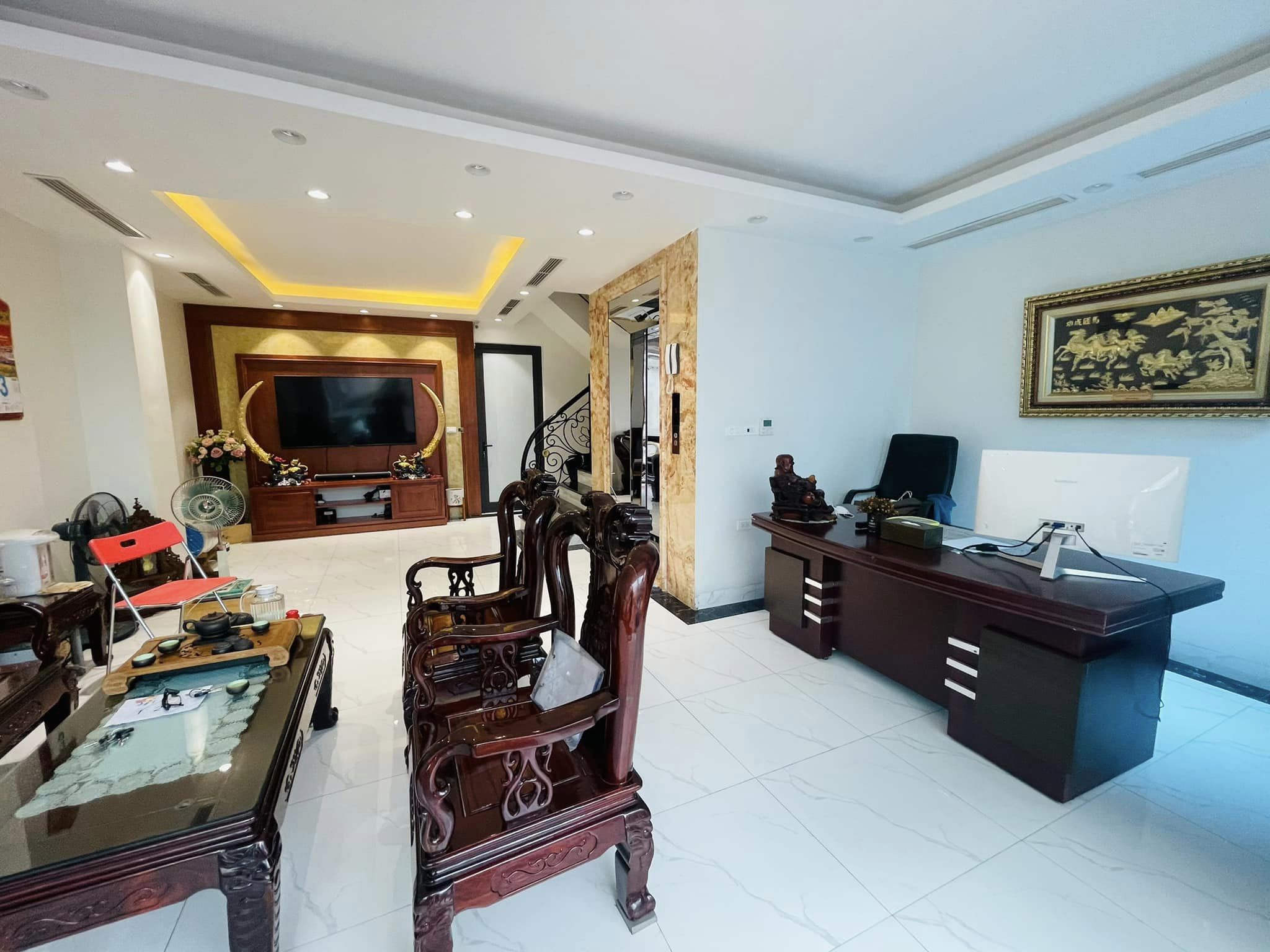 Nhà Dương Văn Bé, cách phố 15m, 100m2 x 6T thang máy, MT 6m, giá 11.5 tỷ