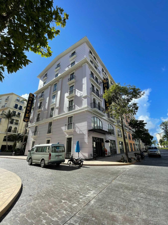 Duy nhất shophouse sát biển - 78 phòng ngay tại trung tâm Phú Quốc