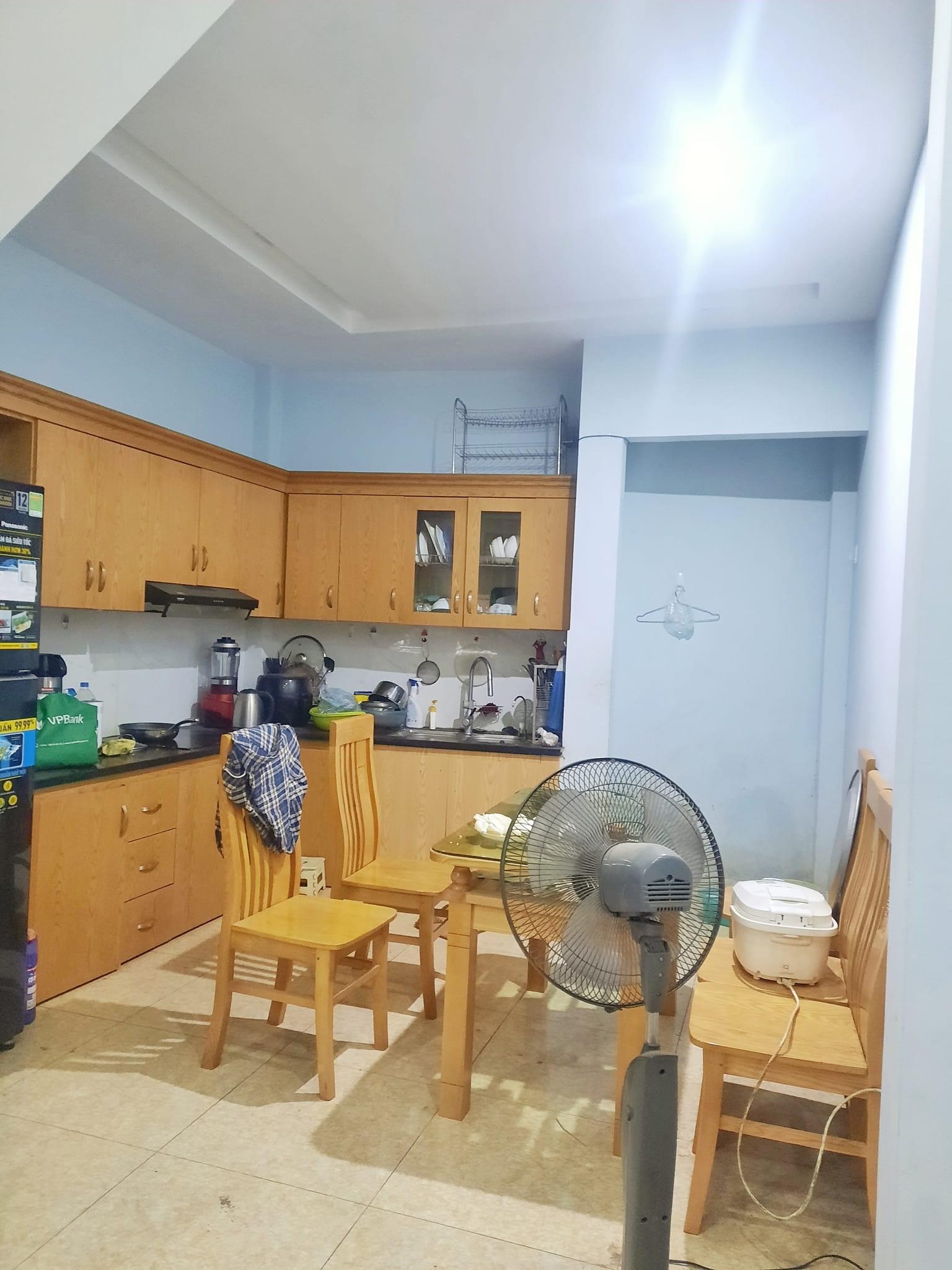 Bán nhà phố Yên Phúc, Hà Đông, Dt: 39m2, 4 tầng