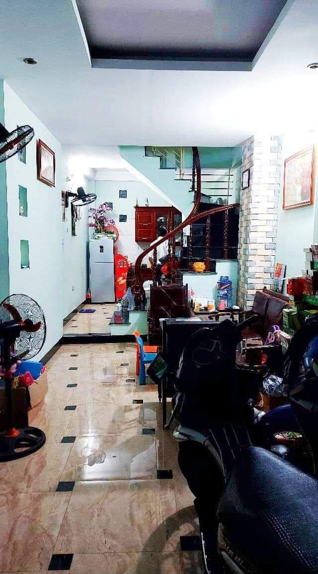 BÁN NHÀ PHỐ THANH LÂN 35M*4T *MT 3,5M. CHÀO 2,75 TỶ. NHÀ CÁCH Ô TÔ 20M. GIAO THƯƠNG THUẬN TIỆN