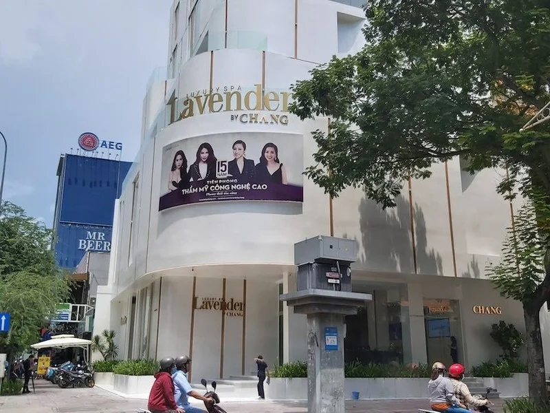 Gia đình di chuyển nơi sống cần bán gấp biệt thự Cư Xá Nguyễn Văn Trỗi 9.5x22m hầm+5 lầu, 48 tỷ TL