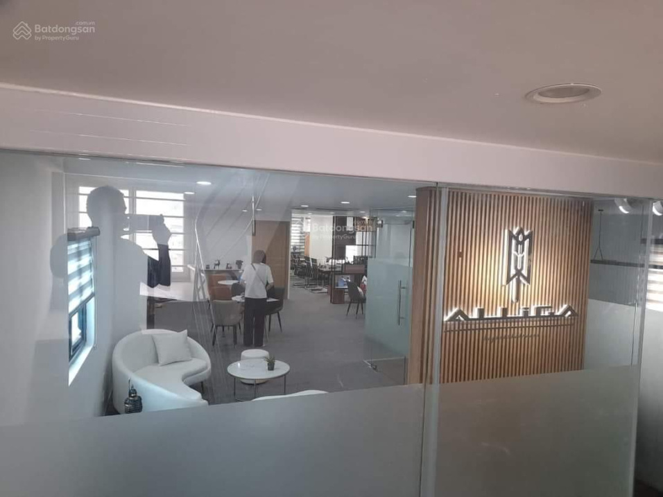 Giảm sốc 8 tỷ bán nhà mặt phố Vương Thừa Vũ 159m2 9 tầng