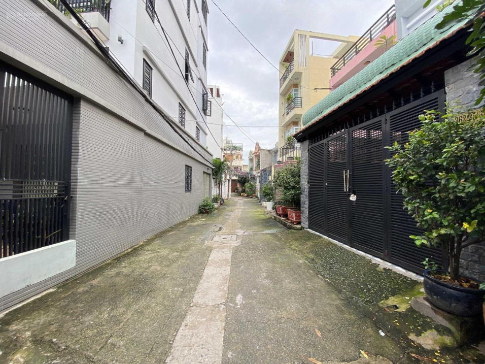Giảm tiếp 100 triệu, bán nhanh nhà Phan Huy Ích, Gò Vấp, hẻm xe hơi , Giá 2.7 Tỷ .