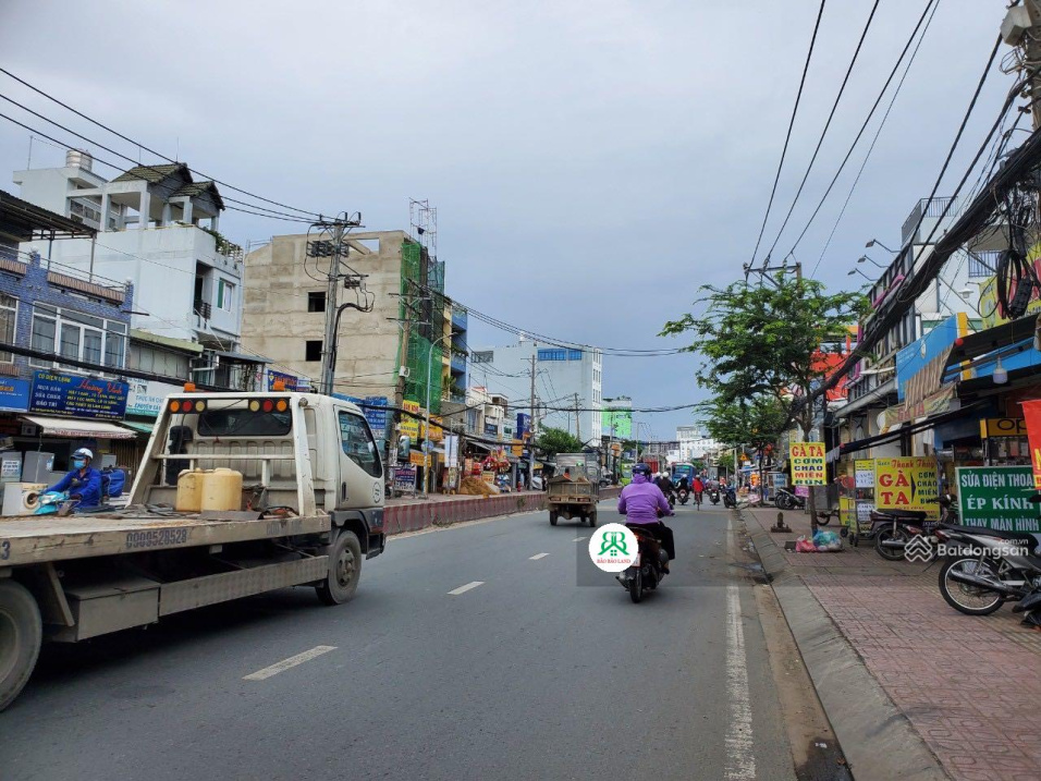 Hàng hót MT huỳnh tấn phát giá 50tr/m2 có thật