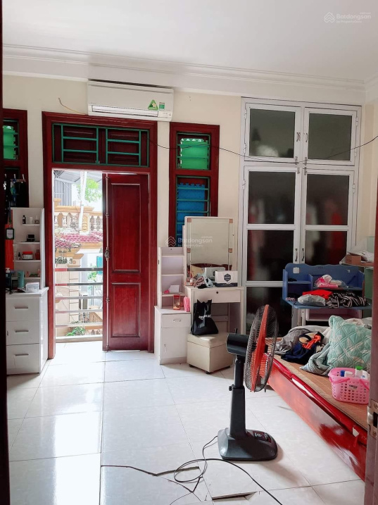 Hiếm! Bán nhà Mễ Trì nhỉnh 4 tỷ, cách đường ô tô 5m, 2 mặt thoáng, vừa ở vừa cho thuê (MTG)