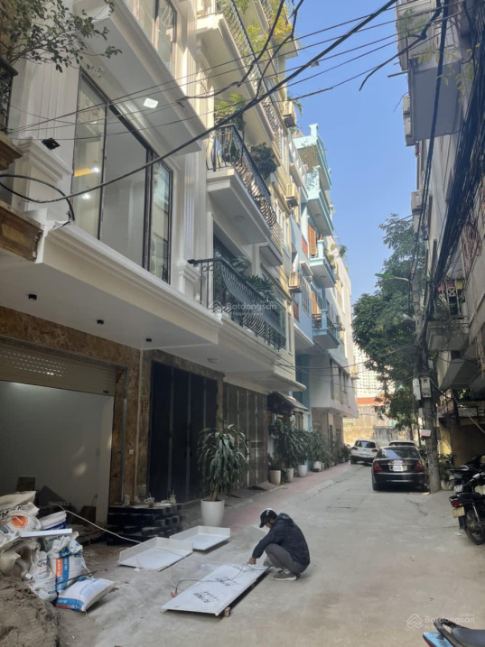 Hiếm Xuân Thủy 35m2 x 4T 5,2 tỷ gara - căn góc - KD - nở hậu - nở hậu 5,2 tỷ