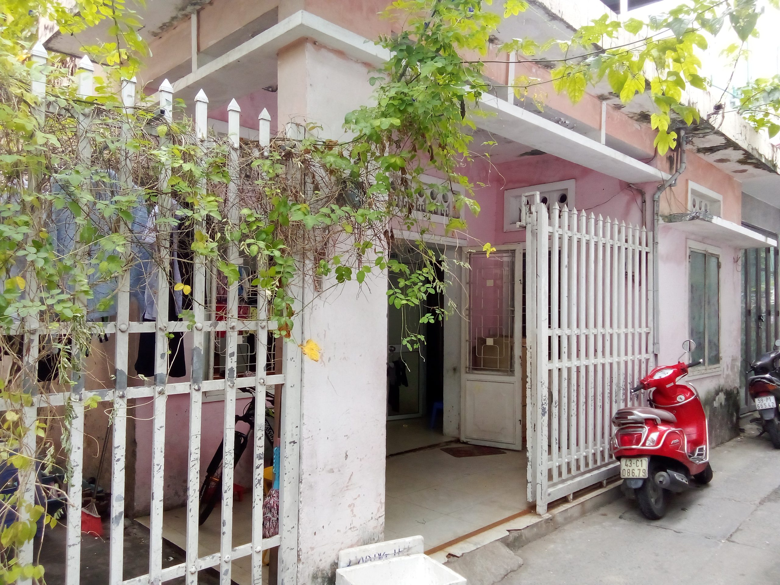 Bán nhà Lê Đình Lý, đi đâu cũng tiện, ra sân bay rất gần