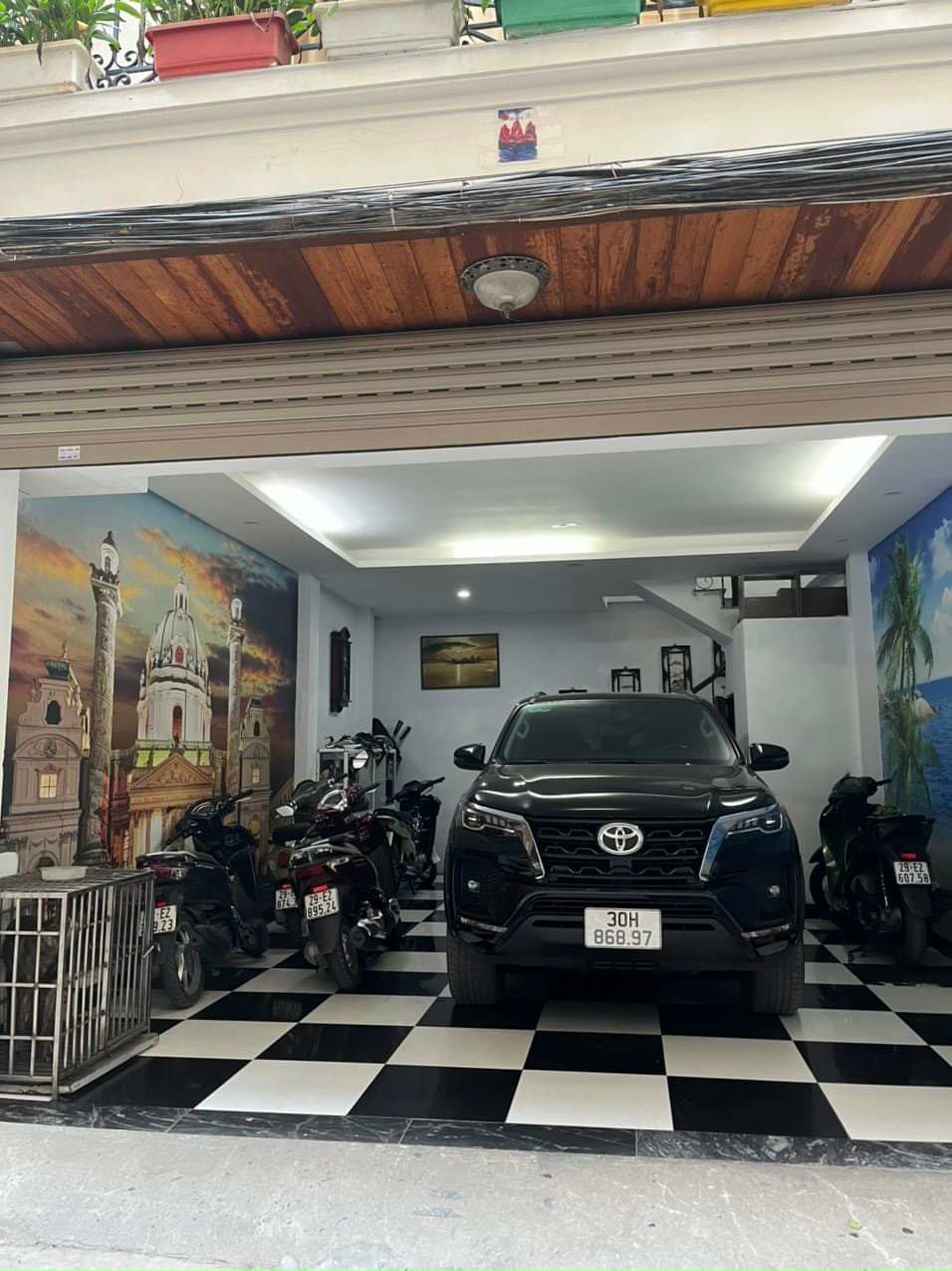 BÁN NHÀ QUẬN ĐỐNG ĐA, HÀ NỘI ÔTÔ ĐỖ TRONG NHÀ ( 5 tầng, mặt tiền to rộng chỉ có 10,2 tỷ ).