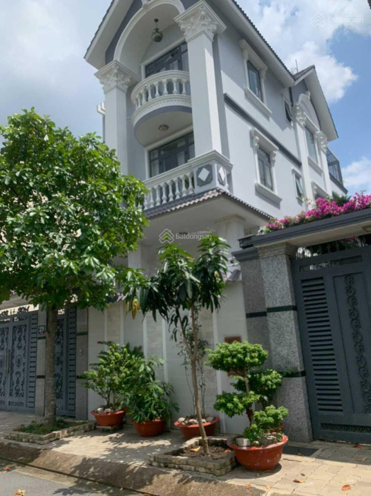 Ko có căn thứ 2! Nhà biệt thự KDC T30 DT 10x20m trệt 2 lầu giá chỉ 17 tỷ mọi người ơi