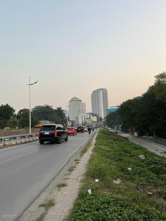 Mặt phố Âu Cơ 440m2, mặt tiền 12.3m, 1 chủ, 1 sổ vuông, 46 tỷ