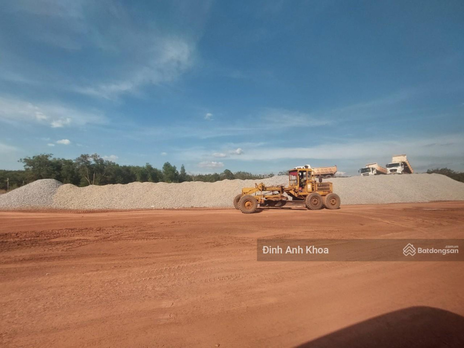 Mới mới! Lời ngay, đầu tư tuyến 3 mặt đường 42m KCN Becamex 6300ha. DT 163m2 full thổ cư chỉ 1.2 tỷ