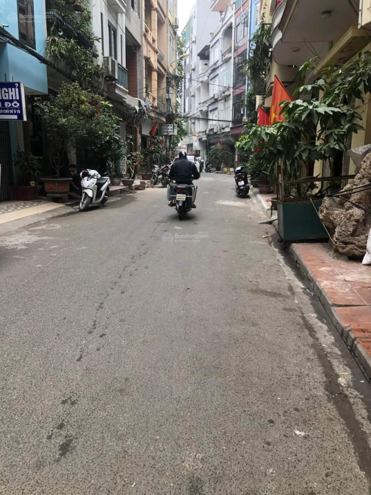 NHÀ PHÂN LÔ, Ô TÔ TRÁNH, VỈA HÈ ĐẸP 36m2X5T,MT 4.5m Trường Chinh Thanh Xuân.