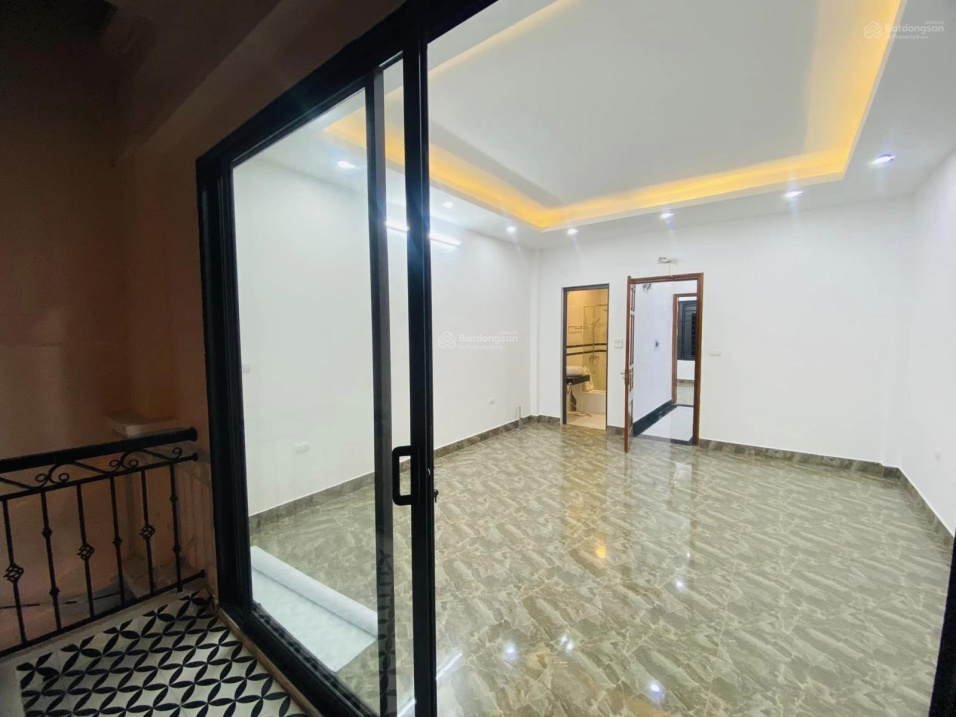 Nguyễn Đức Cảnh, ô tô quay đầu, thoáng trước sau, sân vườn. DT 72m2x6T, 11,5 tỷ