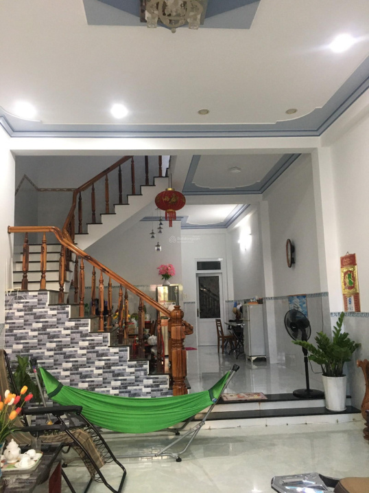 Nhà 3 tầng TĐC Hà Quang 2, DT 90m2 có 4 phòng ngủ, có sổ đỏ, hướng Nam, giá 5,8 tỷ