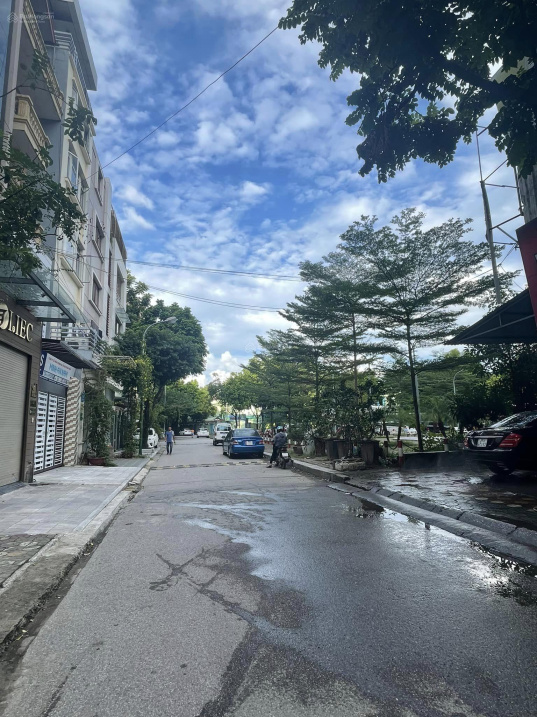 Nhà Bán Ngõ OTO Trung Yên Cầu Giấy, 120m, 5T, MT 5,5m, Gía 32 Tỷ. Thang Máy, Kinh Doanh Văn Phòng