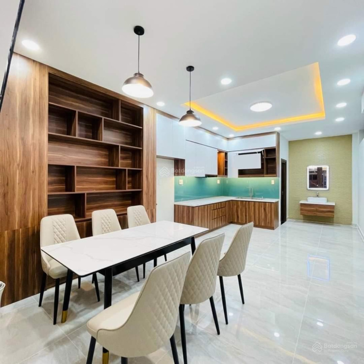 Nhà đẹp Kinh Doanh Bùi Đình Túy, hẻm 2 xe hơi né, 4x18m, 4 phòng ngủ - nhỉnh 14 tỷ