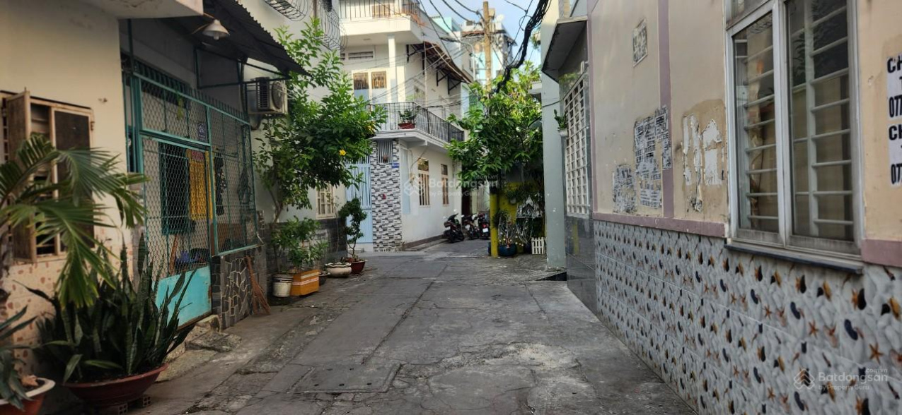 Nhà to rẻ hẻm xe hơi Ni Sư Huỳnh Liên, P10, Q. TB, 10m x5m, 1 trệt 1 lầu, 2 ban công. Giá bán 6.6tỷ