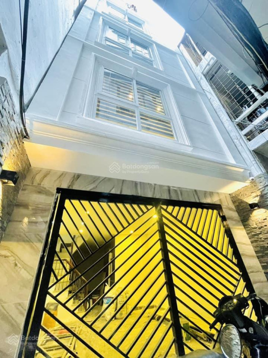 Nhỉnh 4 tỷ mới xây ở luôn 5 tầng x 33m2 bán nhà An Dương, Tây Hồ