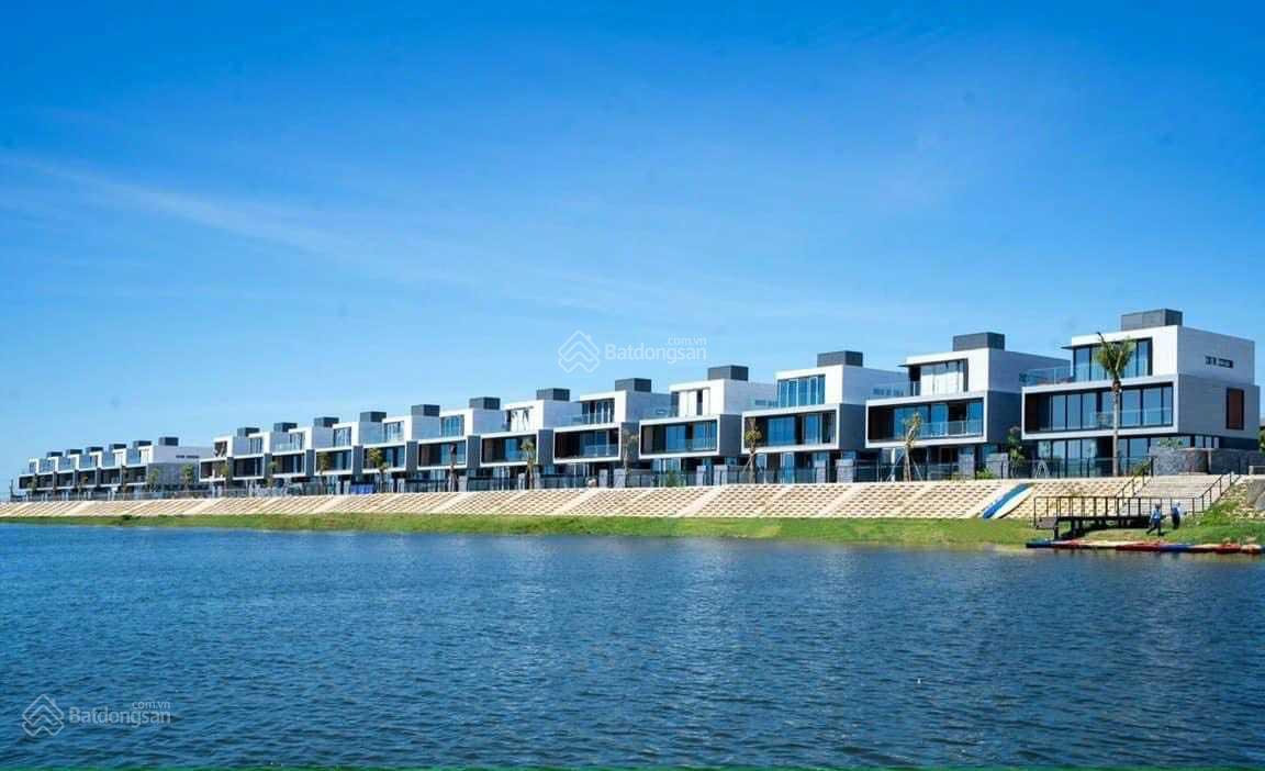 One River villas 2 mặt tiền sông duy nhất tại Đà Nẵng, 3 tầng full hồ bơi, hoàn thiện mặt ngoài