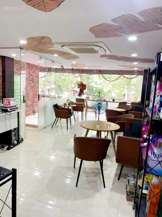 Phú Thượng - Tây Hồ, nhà 203m2, 4 tầng, ô tô vào nhà, hàng xóm Ciputra, xây CHDV, chỉ 10 tỷ