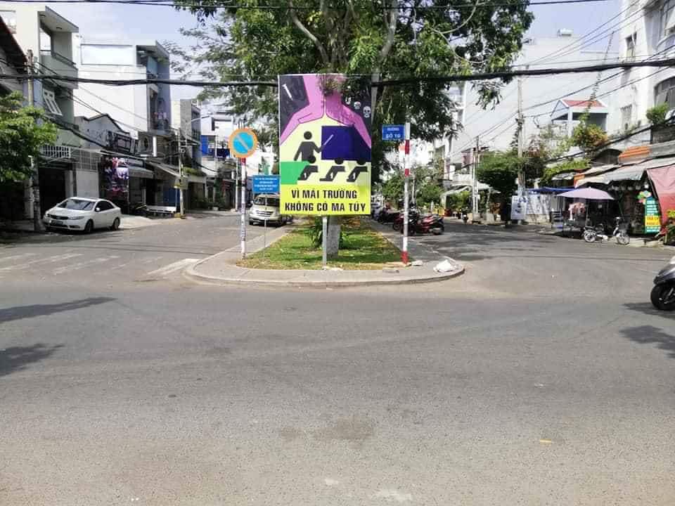 Bán gấp nhà 4 Tầng MT hẻmXH,Lâm Văn Bền, Quận 7, DT 56m2, 5PN chỉ 9 tỷ hơn xíu