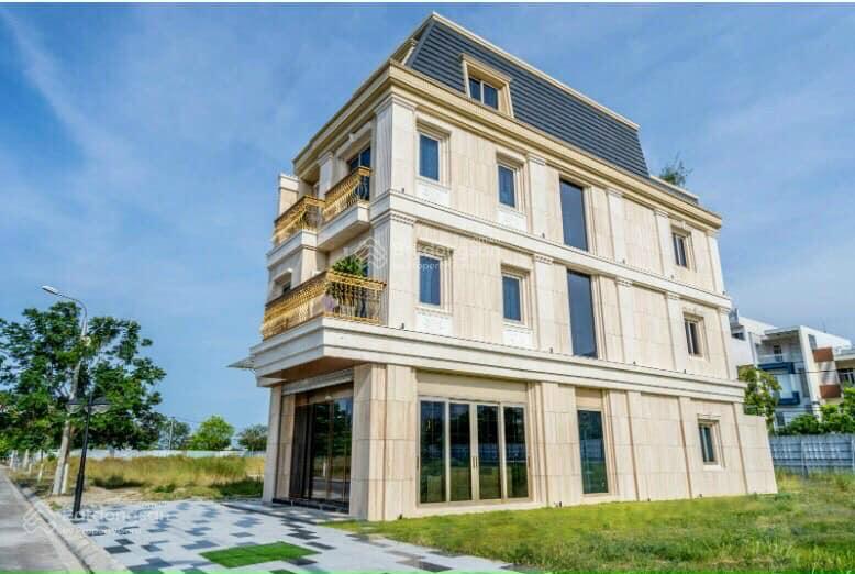 Regal Dragon Quy Nhơn nhà phố 4.5 tầng ngay ngã 5 bùng binh Hùng Vương - TT 2.1 tỷ nhận nhà