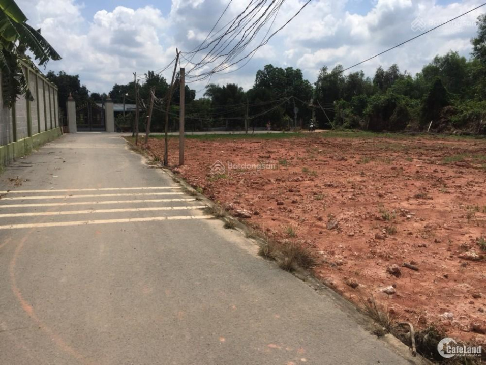 Sang gấp 3 lô 1500m2 thổ cư, đường 18m, ngay chợ giá 480tr